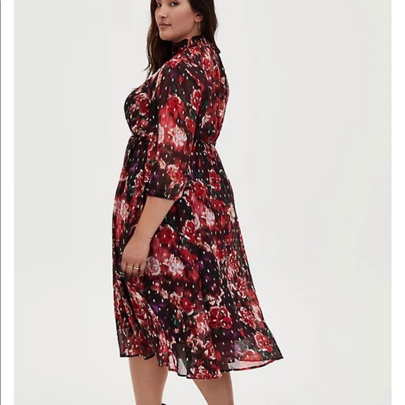 Torrid BURGUNDY PURPLE FLORAL CHIFFON MOCK NECK MIDI DRESS size 0X NWT - Picture 3 of 8